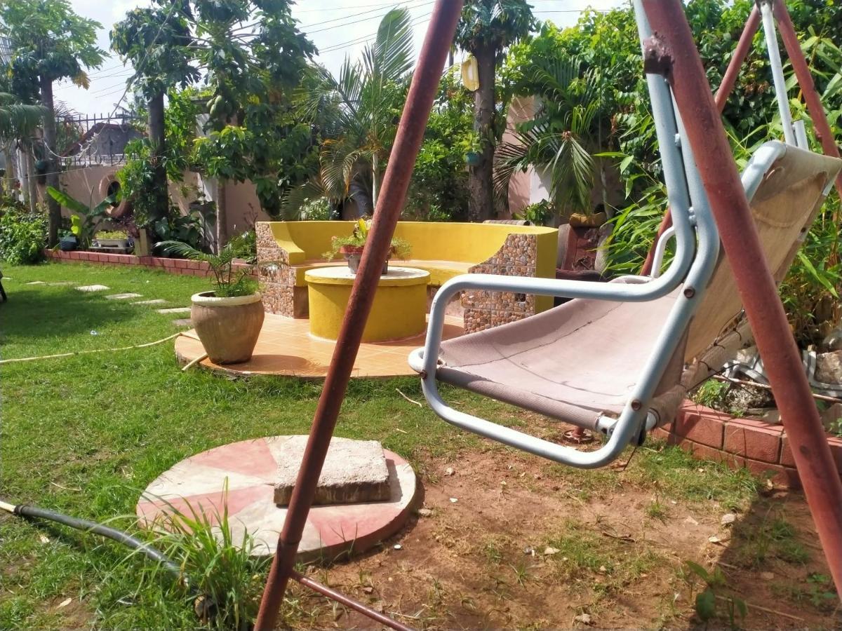 Babajay Family Home Dar es Salaam Eksteriør billede